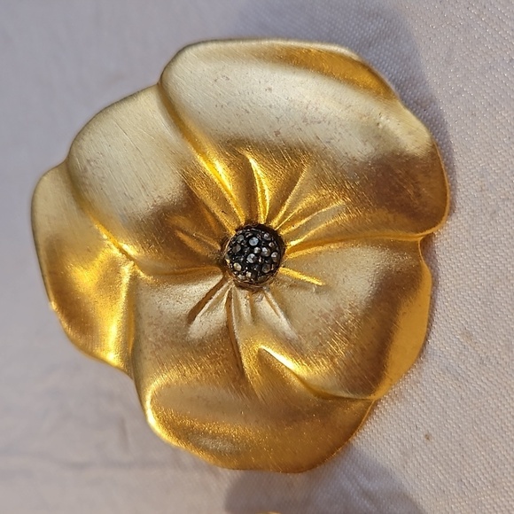 JUDITH JACK Vintage RARE GOLD TONE & MARCASITE CLIP-ON EARRINGS.